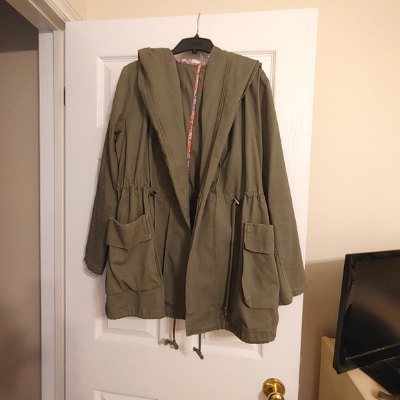 Khaki jacket with hood - Picture 3 of 7